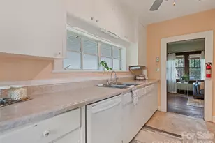 102 W Marshall St, Waynesville, NC 28786 - Photo 20