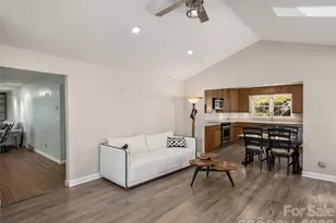 623 Owensby Rd, Hendersonville, NC 28792 - Photo 6