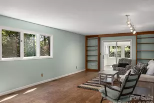 623 Owensby Rd, Hendersonville, NC 28792 - Photo 8