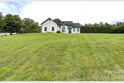 60 Golden Lane, Leicester, NC 28748 - Photo 4