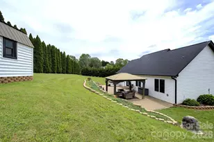 60 Golden Ln, Leicester, NC 28748 - Photo 38
