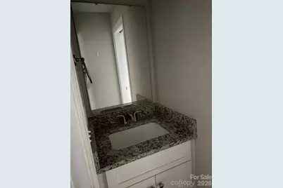 1084 20th Street NE, Hickory, NC 28601 - Photo 14