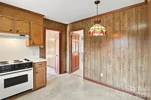 1213 Hawthorne Rd, Lancaster, SC 29720 - Photo 18