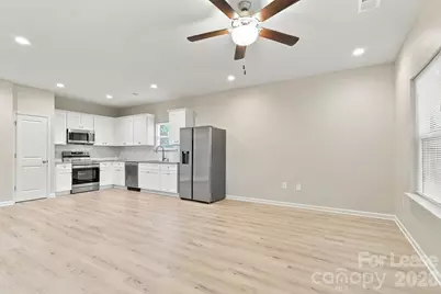 405 Baker Street, Gastonia, NC 28052 - Photo 4