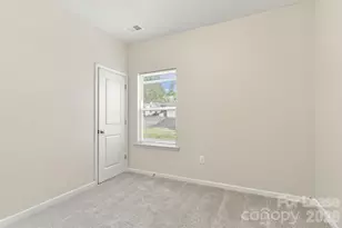 405 Baker St, Gastonia, NC 28052 - Photo 10