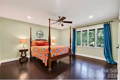 14 Willow Road, Asheville, NC 28804 - Photo 18
