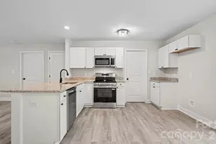 1825 Hollywood Dr, Salisbury, NC 28144 - Photo 10