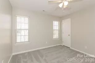 7215 Duchamp Dr, Charlotte, NC 28215 - Photo 12