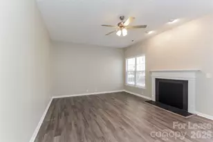 7215 Duchamp Dr, Charlotte, NC 28215 - Photo 6