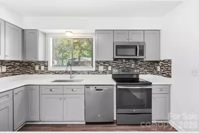 5921 Falstaff Drive, Charlotte, NC 28227 - Photo 16