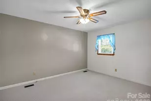 1323 Havenwood Dr, Morganton, NC 28655 - Photo 32
