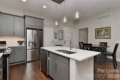 2401 Euclid Avenue, Charlotte, NC 28203 - Photo 10