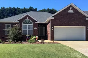 1011 Overhill Dr, Salisbury, NC 28144 - Photo 1