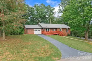 431 Pine Ridge Rd, Mars Hill, NC 28754 - Photo 26