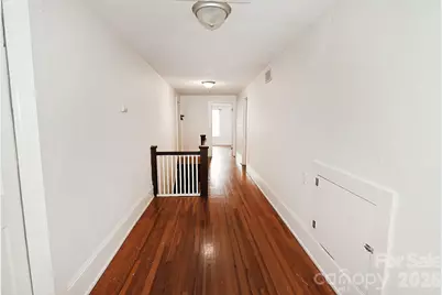 755 2nd Avenue SW, Hickory, NC 28602 - Photo 18