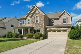 2642 Treeline Dr, Concord, NC 28027 - Photo 2