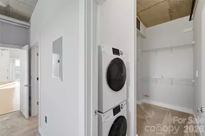 505 E 6th Street #1406, Charlotte, NC 28202 - Photo 16