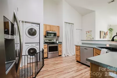 91 Crestview Street, Canton, NC 28716 - Photo 12