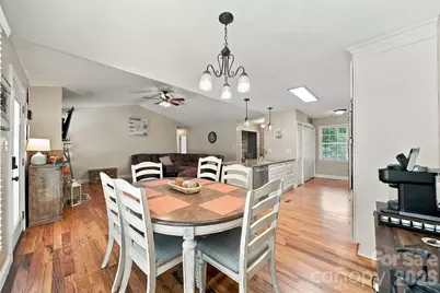 1636 Wellington Avenue, Newton, NC 28658 - Photo 12