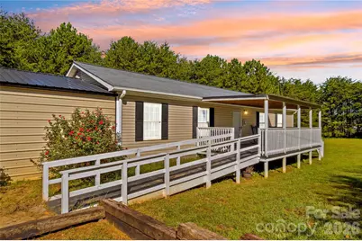 327 James Farm Road, Statesville, NC 28625 - Photo 2