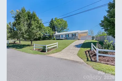 158 Candlelight Circle, Clyde, NC 28721 - Photo 8