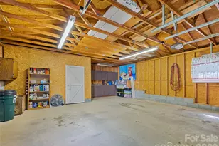 158 Candlelight Cir, Clyde, NC 28721 - Photo 32