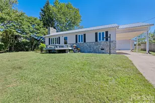 158 Candlelight Cir, Clyde, NC 28721 - Photo 1