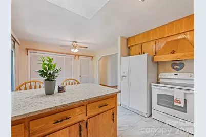 158 Candlelight Circle, Clyde, NC 28721 - Photo 20