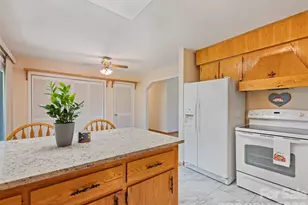 158 Candlelight Cir, Clyde, NC 28721 - Photo 20