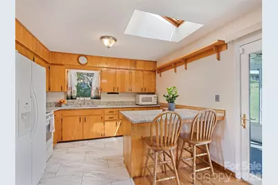 158 Candlelight Circle, Clyde, NC 28721 - Photo 16