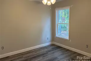 293 Jumping Branch Rd, Blacksburg, SC 29702 - Photo 8