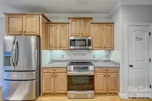225 Highland Forest Dr, Lake Wylie, SC 29710 - Photo 12
