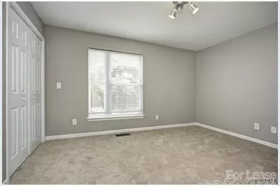 3919 Picasso Court, Charlotte, NC 28205 - Photo 8