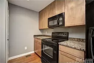 3919 Picasso Court, Charlotte, NC 28205 - Photo 6