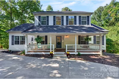 9 Gollum Drive, Fairview, NC 28730 - Photo 2