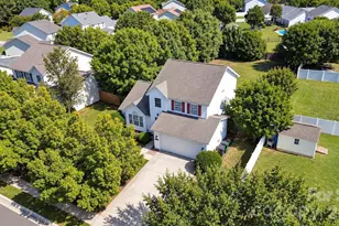 15751 Southern Garden Ln, Charlotte, NC 28278 - Photo 26