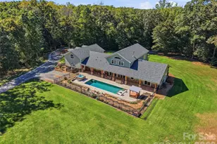 317 Windmill Ln, Waxhaw, NC 28173 - Photo 2