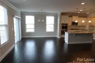9515 Inverness Bay Rd, Charlotte, NC 28278 - Photo 6