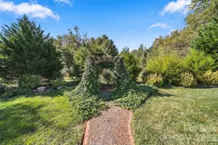 2785 Judea Dr, Conover, NC 28613 - Photo 10