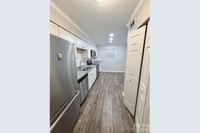 11011 Hunter Trail Lane, Charlotte, NC 28226 - Photo 10