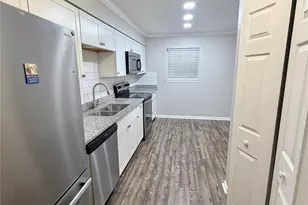 11011 Hunter Trail Ln, Charlotte, NC 28226 - Photo 10