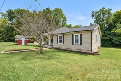 228 Hazeleen Avenue, Belmont, NC 28012 - Photo 2