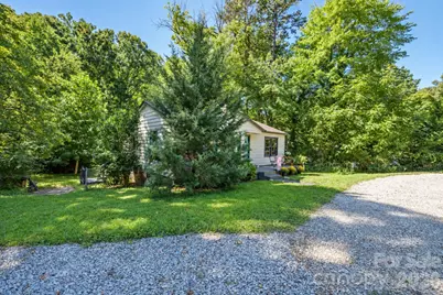 907 Mauney Road, Stanley, NC 28164 - Photo 22