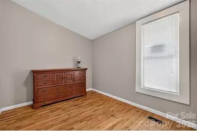 21 Pearl Street, Asheville, NC 28801 - Photo 32