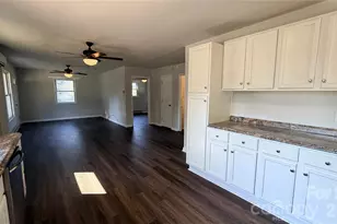 101 Craig St, Stanley, NC 28164 - Photo 2