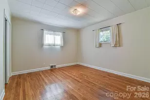 505 Monte Vista Rd, Candler, NC 28715 - Photo 14