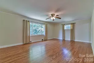 505 Monte Vista Rd, Candler, NC 28715 - Photo 4