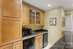 324 Kenmure Dr, Flat Rock, NC 28731 - Photo 40