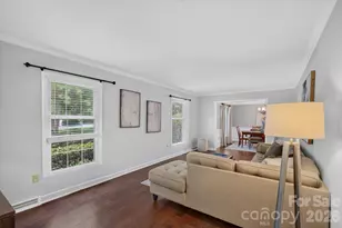 4124 Bridgewood Ln, Charlotte, NC 28226 - Photo 8