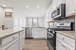 539 Old Mill Rd, Charlotte, NC 28206 - Photo 2